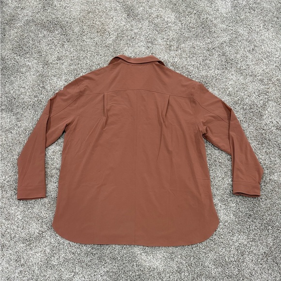 Alo Dreamscape Button Down Long Sleeve - Picture 4 of 6